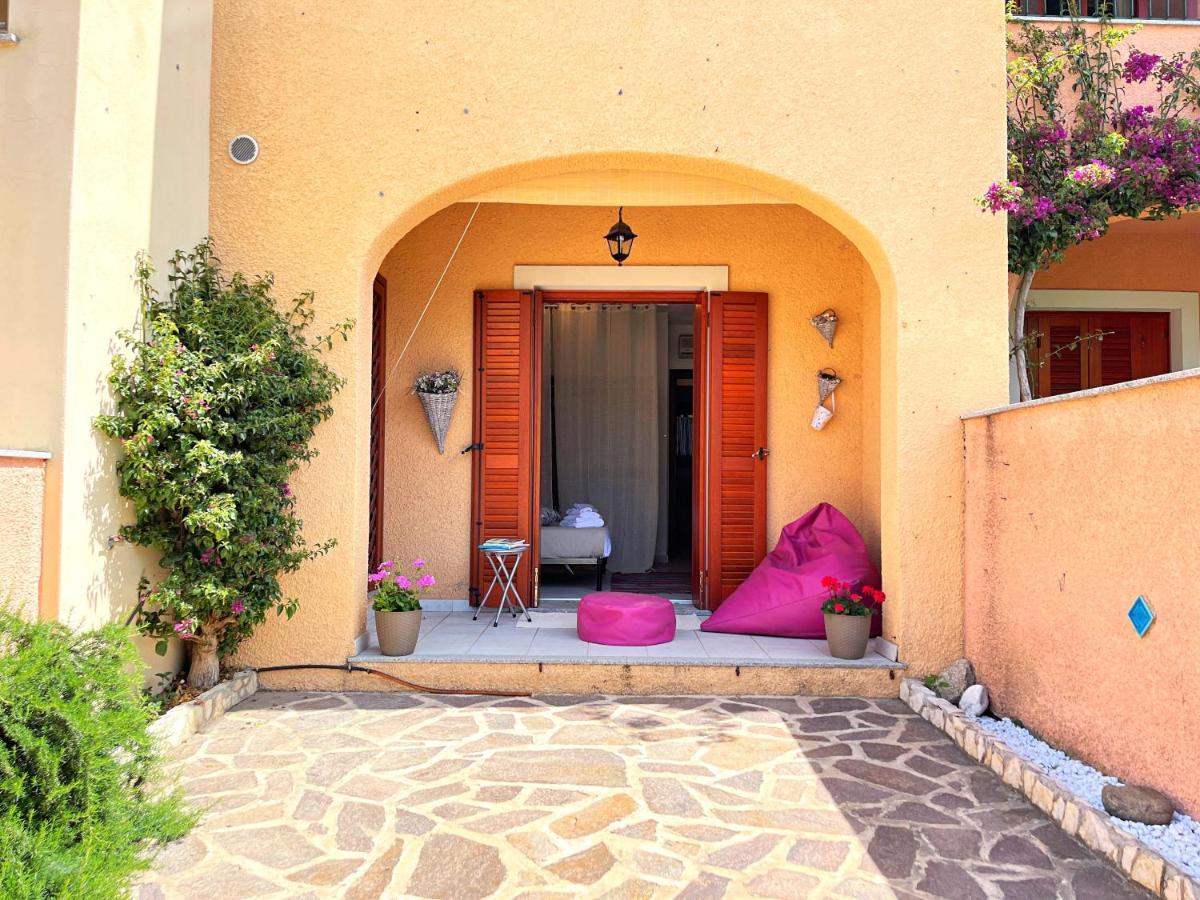 Appartement Casa Quasimodo, Con Patio E Giardino Privato à Olbia Extérieur photo