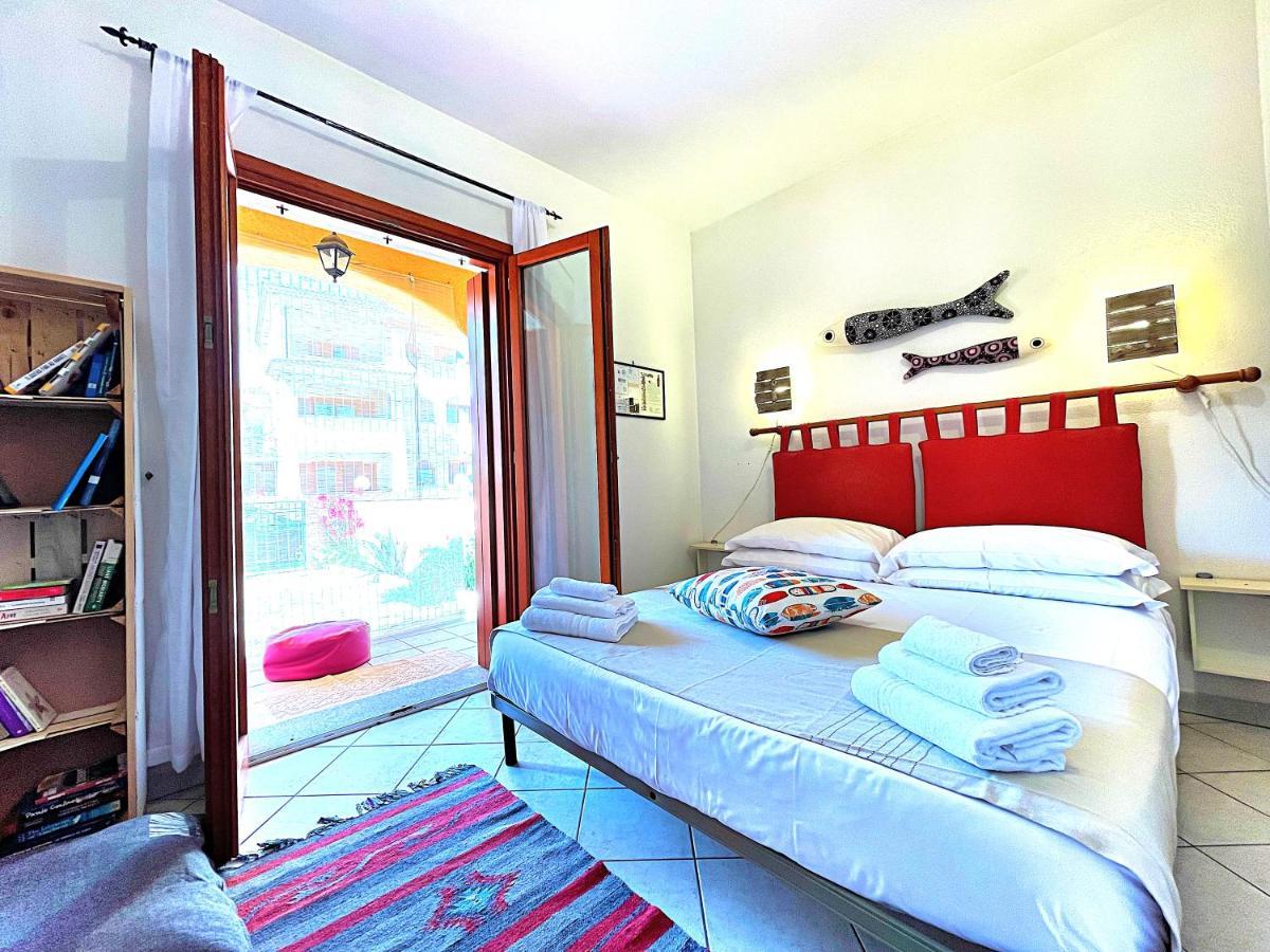 Appartement Casa Quasimodo, Con Patio E Giardino Privato à Olbia Extérieur photo